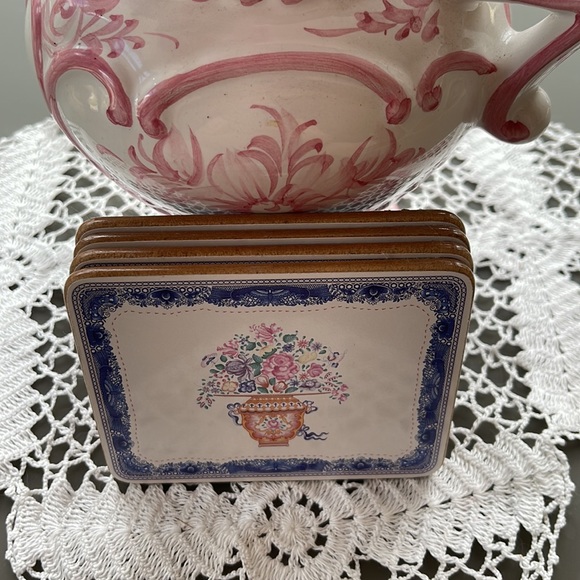 Vtg Set of 4 Lady Clare flower coasters - Picture 4 of 4